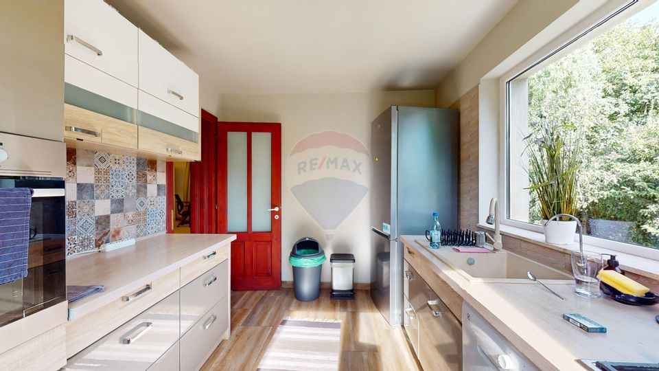 5 room House / Villa for sale