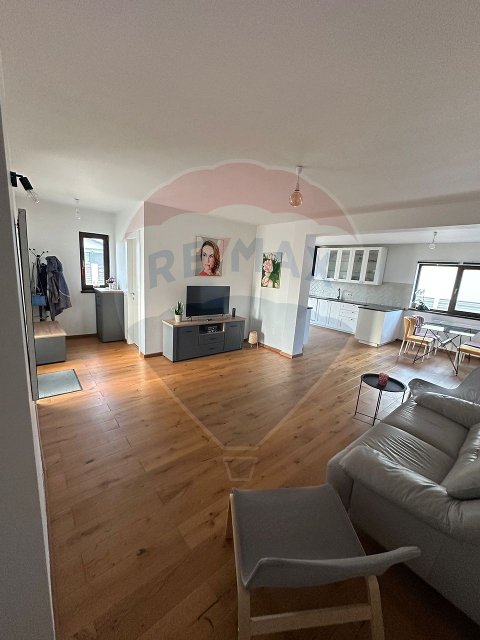 Casă / Vilă 4 camere Green field residence