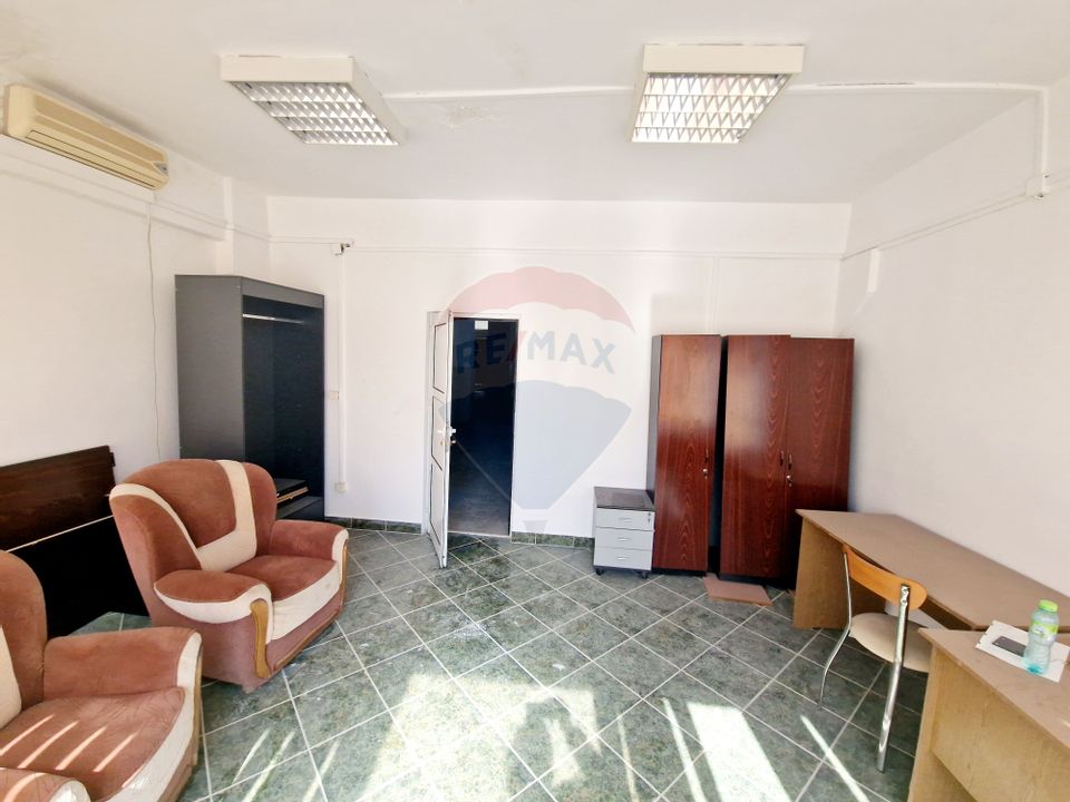327sq.m Commercial Space for sale, Maratei area