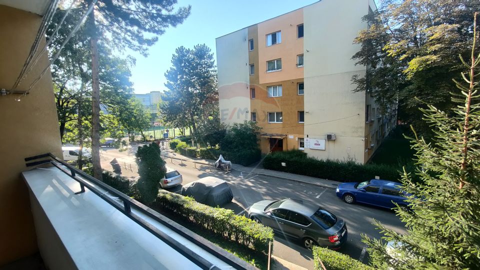 Apartament de vânzare 3 camere, etaj 1 , Manastur!