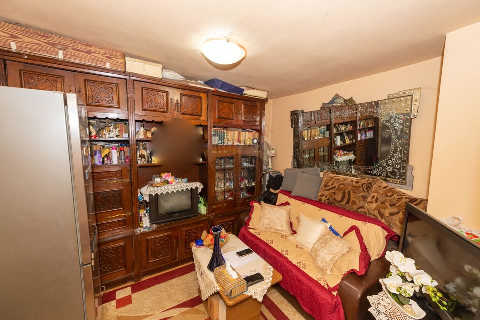 Teren cu casa construita de vanzare 207 mp Soseaua Andronache Hornbach