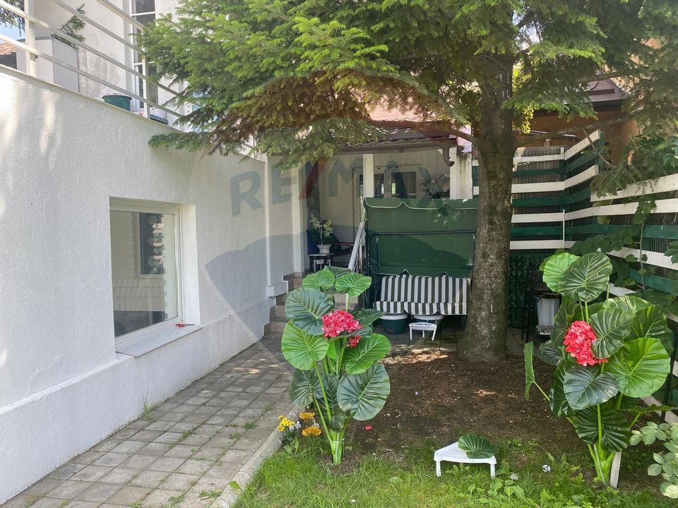 11 room House / Villa for sale, Central area