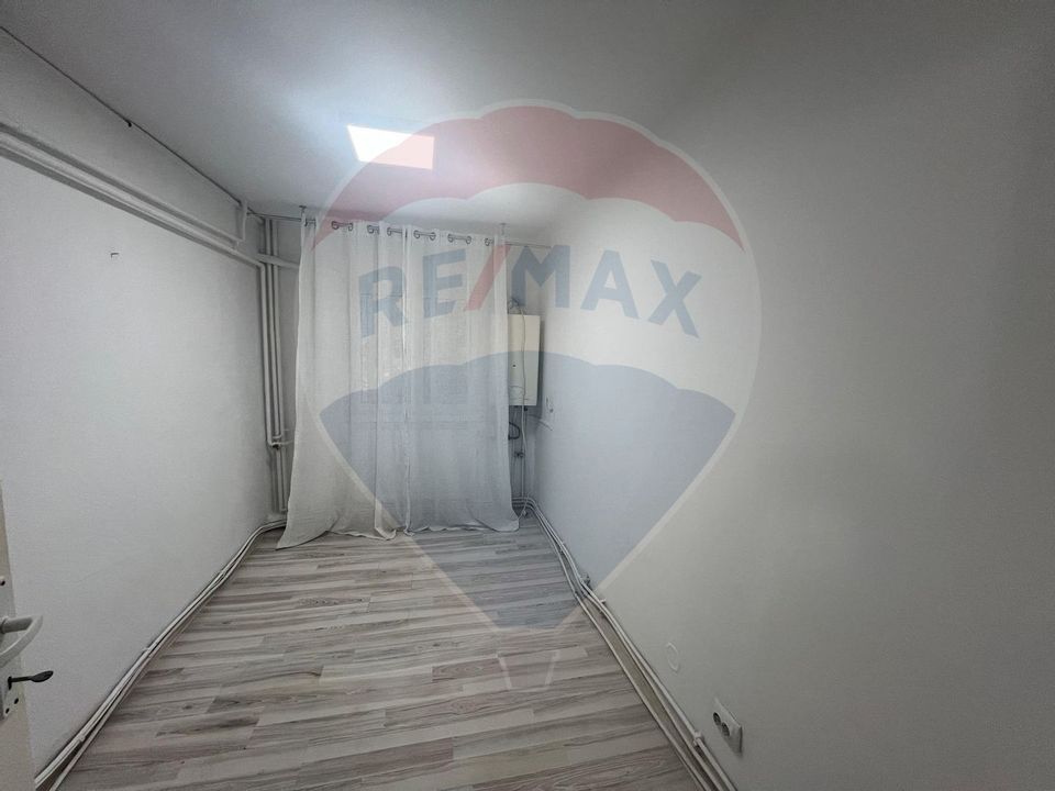 60sq.m Commercial Space for rent, Obor area
