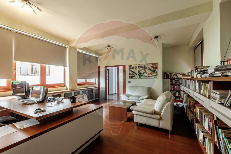 19 room House / Villa for sale, Malul Muresului area