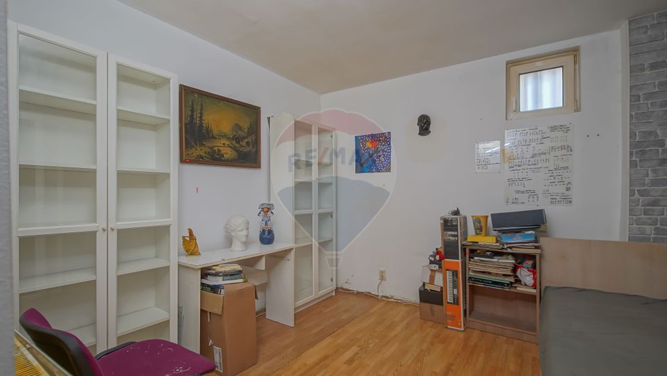 4 room House / Villa for sale, Schei area