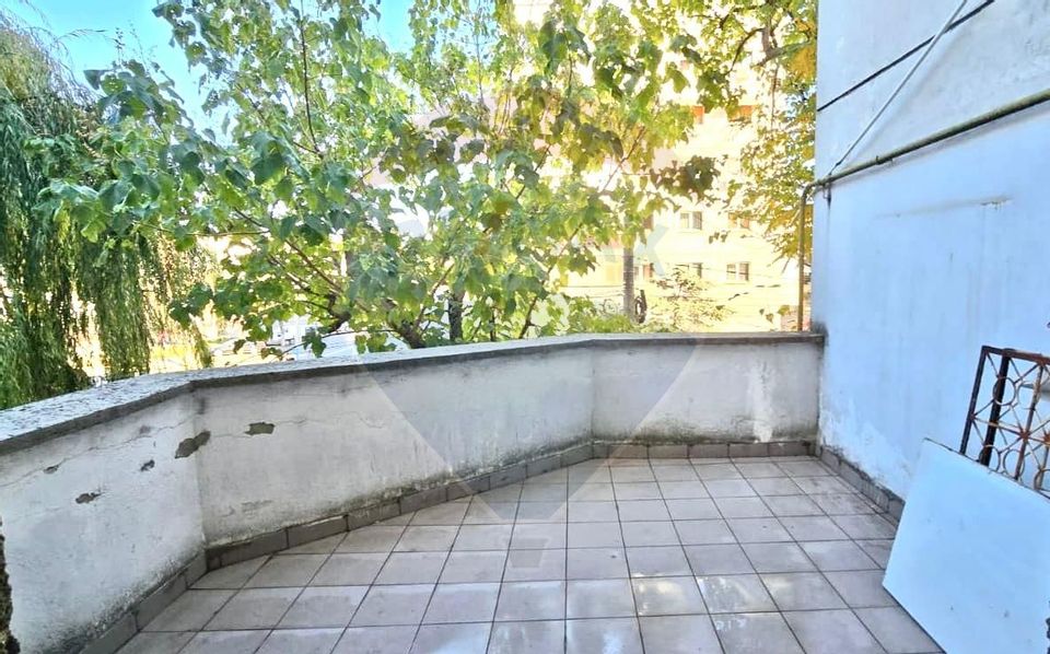 Apartament de inchiriat 3 camere-zona MC DONALD`S