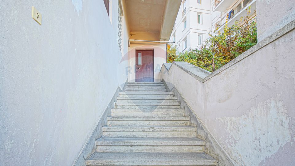 REZERVAT!Duplex cu aer burghez,  în vilă impunătoare pe Drumul Poienii