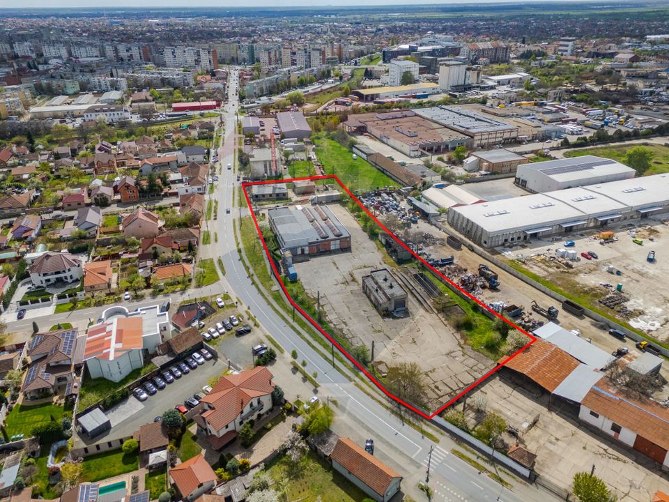 Teren 7619mp cu hala industriala/comerciala, FS - 110 ml de vanzare