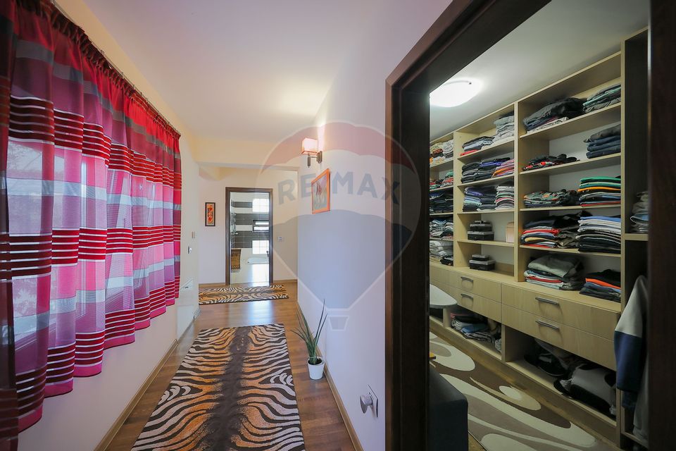 Vilă mediteraneană premium cu piscină, de vânzare, zona Dealuri Oradea