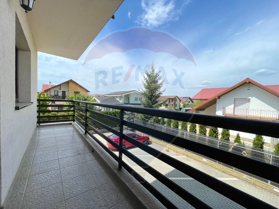 Apartament 2 camere 63 mp utili, zona Tractorul