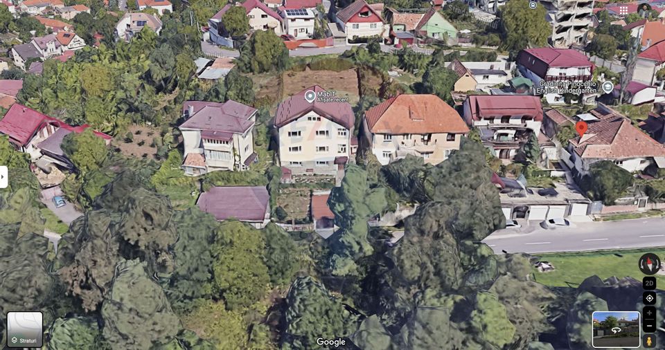 Casă / Vilă de inchiriat pe strada 8 Martie
