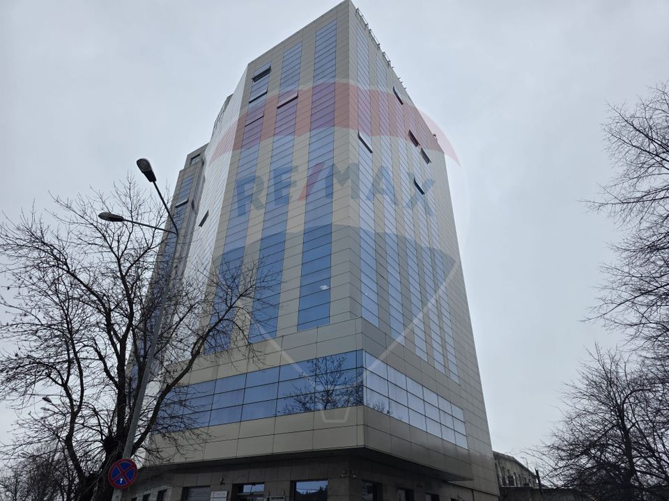 Office Building FOR SALE | 13 September | Hotel Conversion Potential