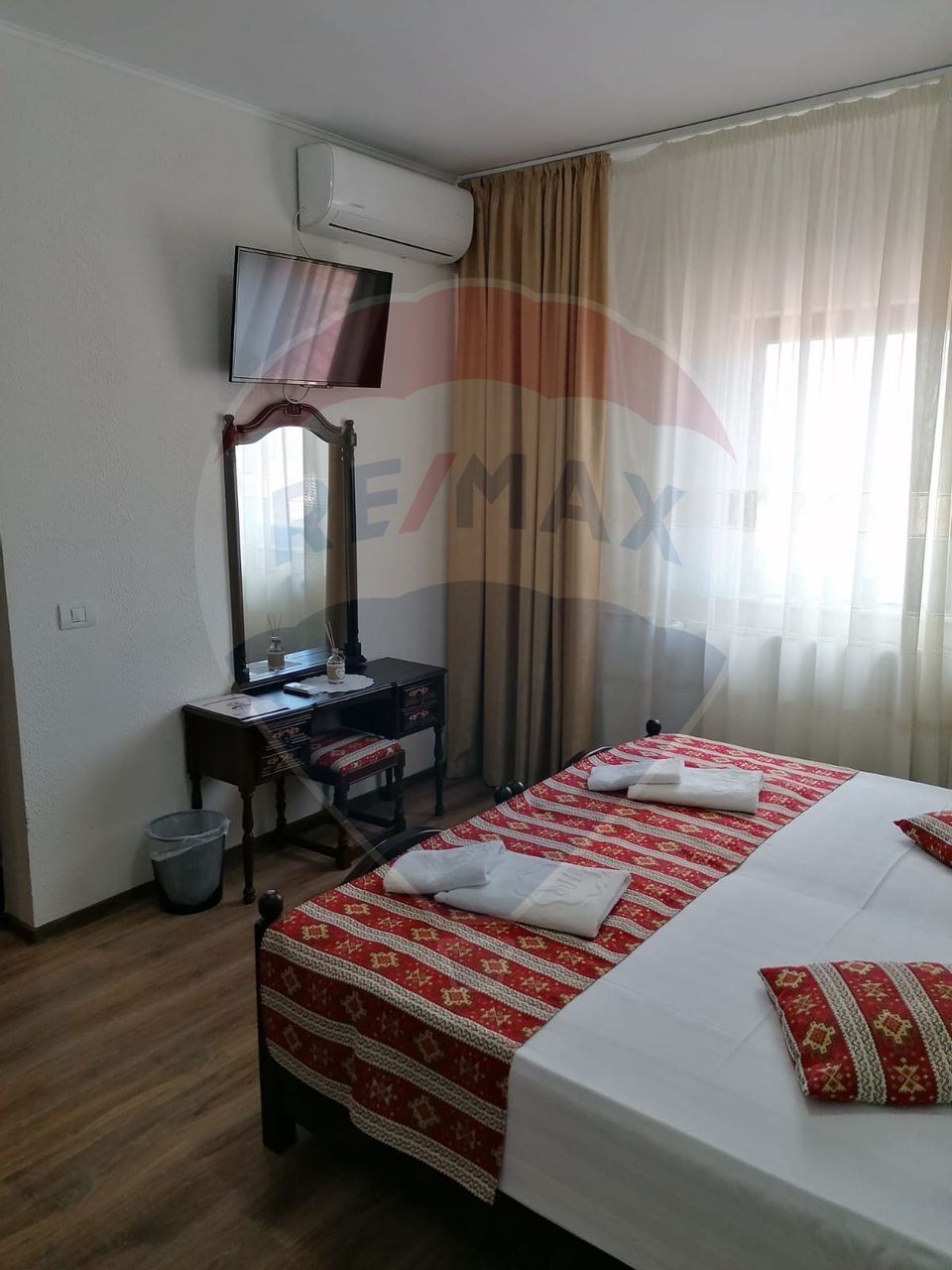 19 room Hotel / Pension for sale, Central area