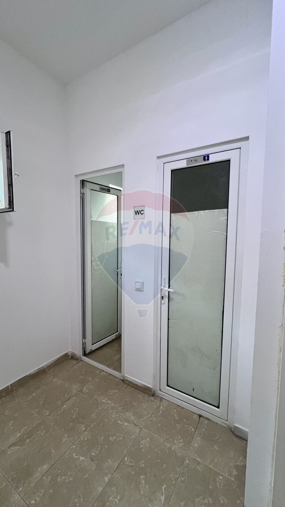 Spațiu comercial de vânzare / Afacere la cheie - sat Smardan, Galati