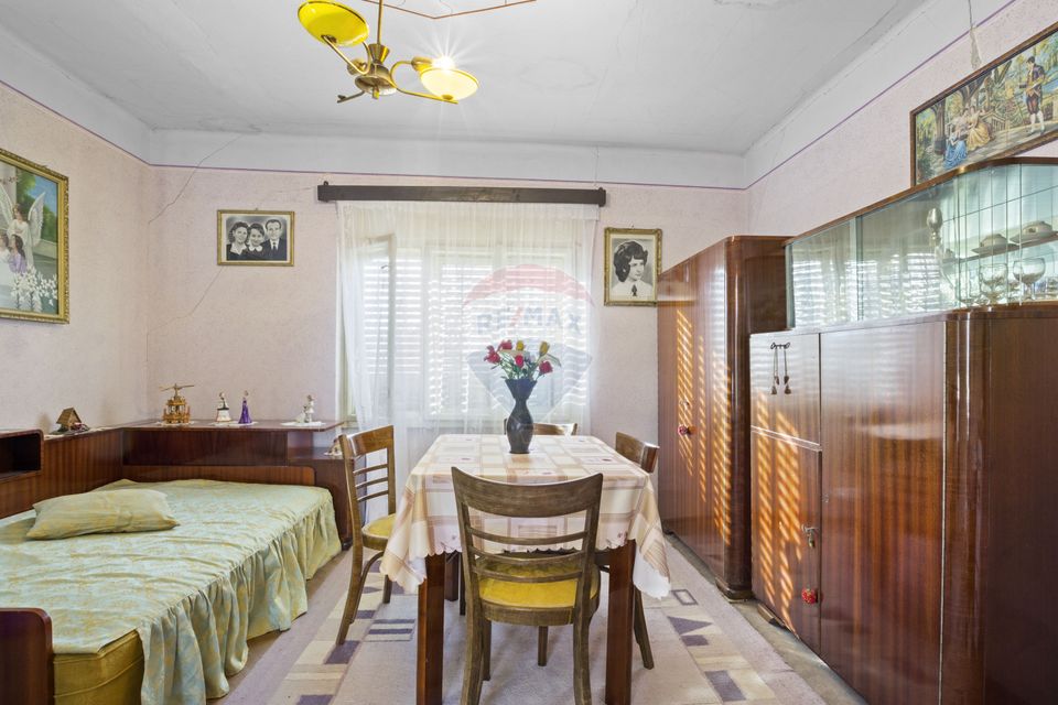 4 room House / Villa for sale