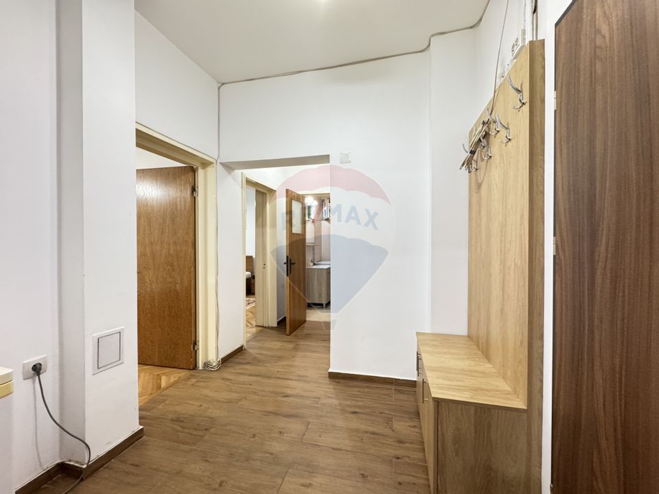 Apartament cu 3 camere de inchiriat - Zona Dimitrie Cantemir