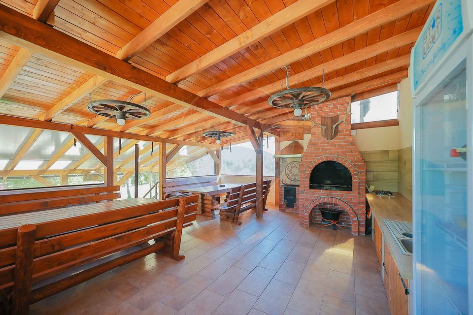 Pensiune de Vânzare cu 8 dormitoare, Rișca, Jud. Cluj