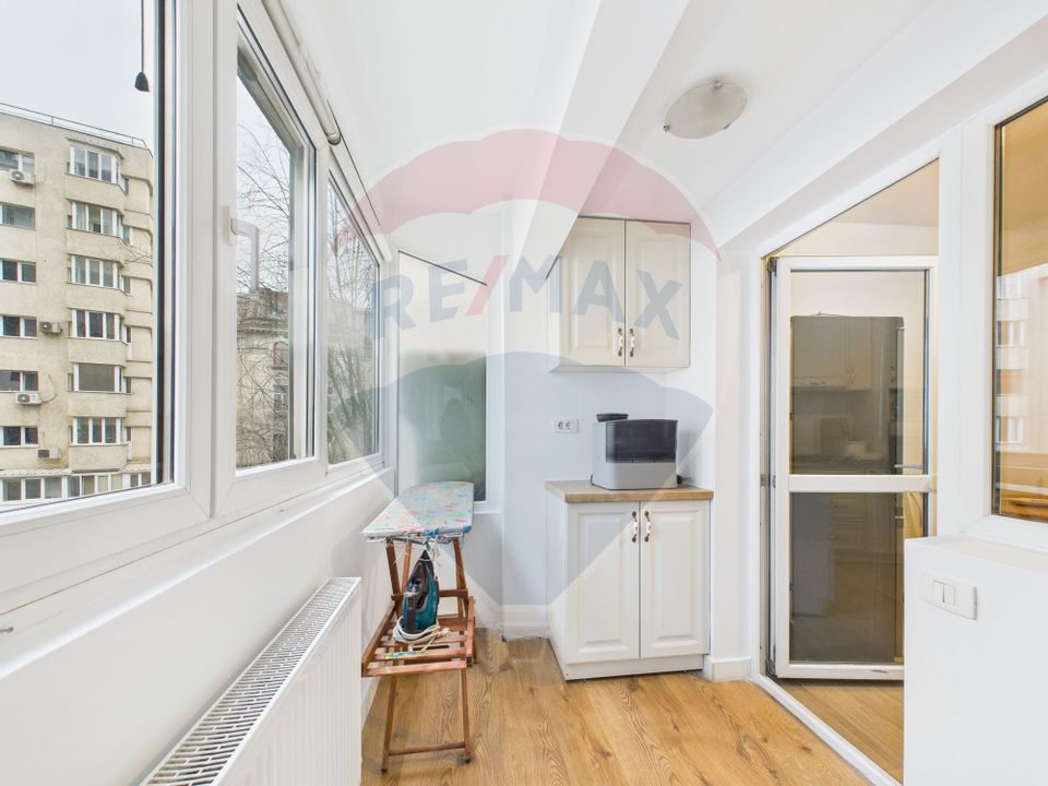 3 room apartment - ultracentral, Romana Square