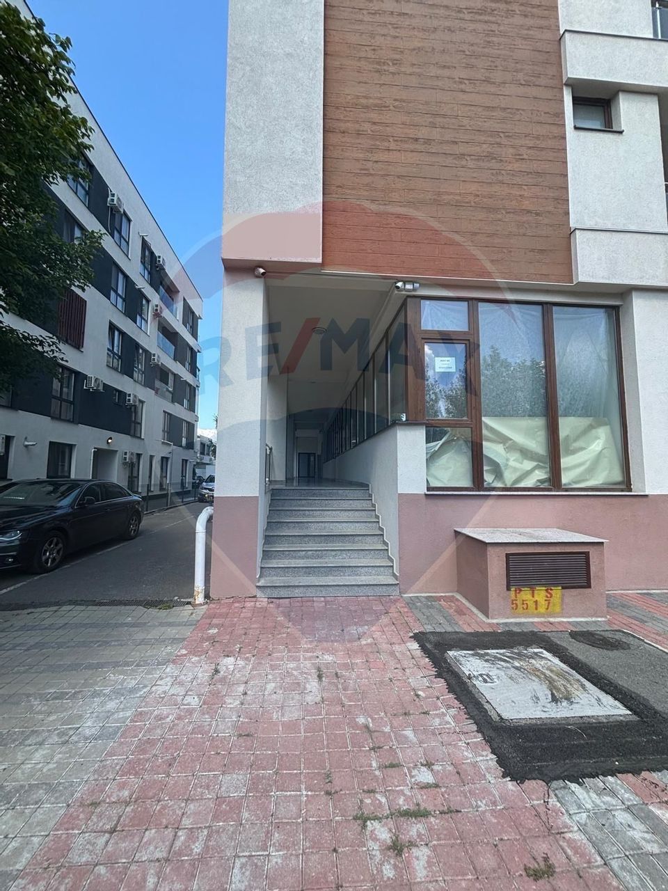 206sq.m Commercial Space for rent, Sisesti area