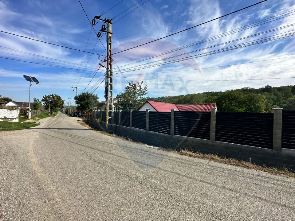 Casa si teren de vanzare Margineni Bacau