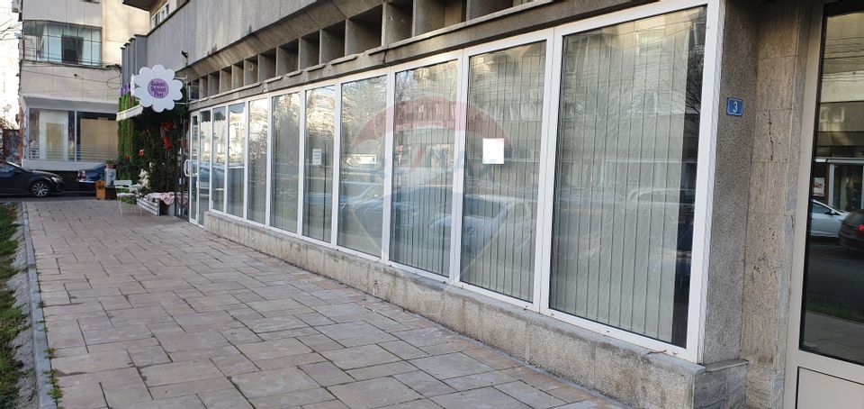 173sq.m Commercial Space for rent, Ultracentral area