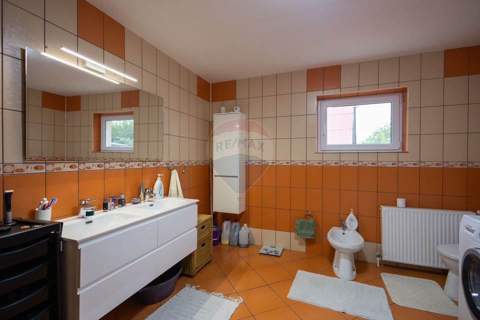 340sq.m Proprietate specială for sale