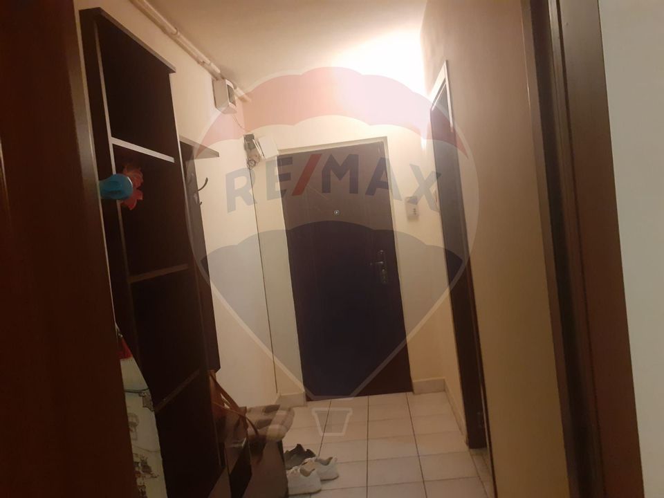 Apartament cu 2 camere de vânzare în zona Micalaca