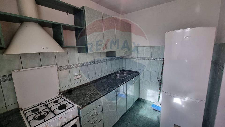 Apartament cu 2 camere de vânzare în zona Chibrit