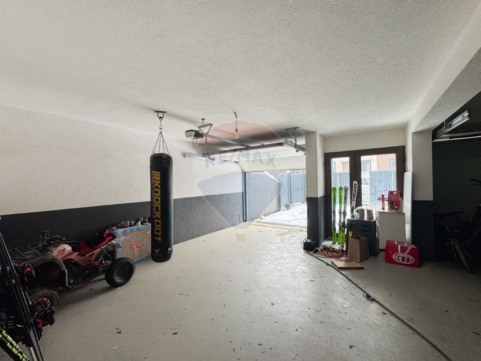 8 room House / Villa for sale, Gruia area