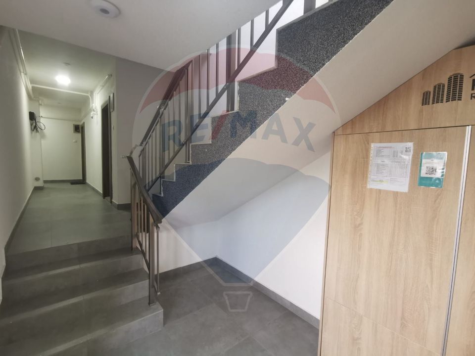 Apartament cu 2 camere și loc de parcare pe str. Lamaitei