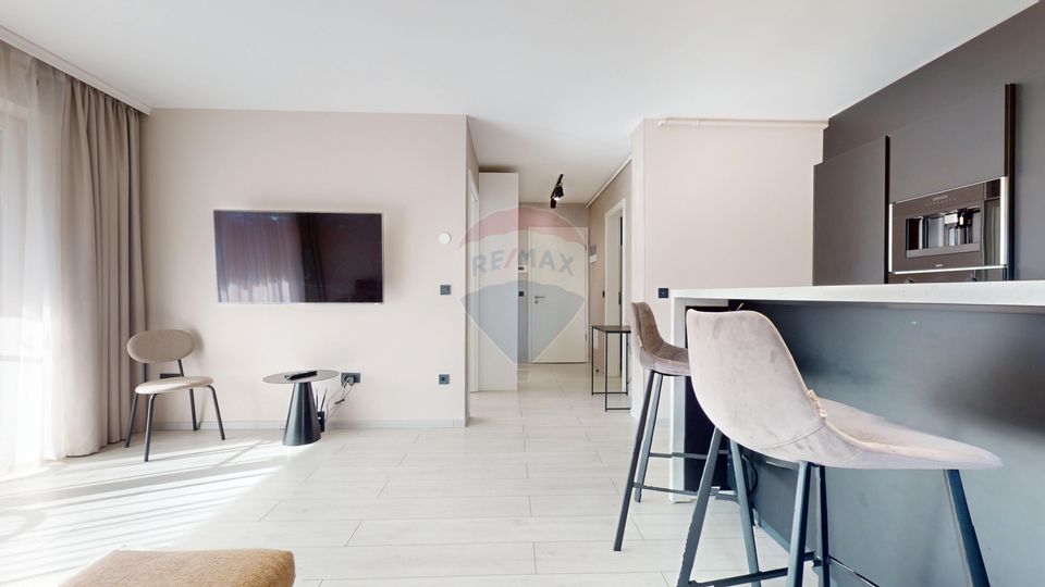 2 room Apartment for rent, Tractorul area