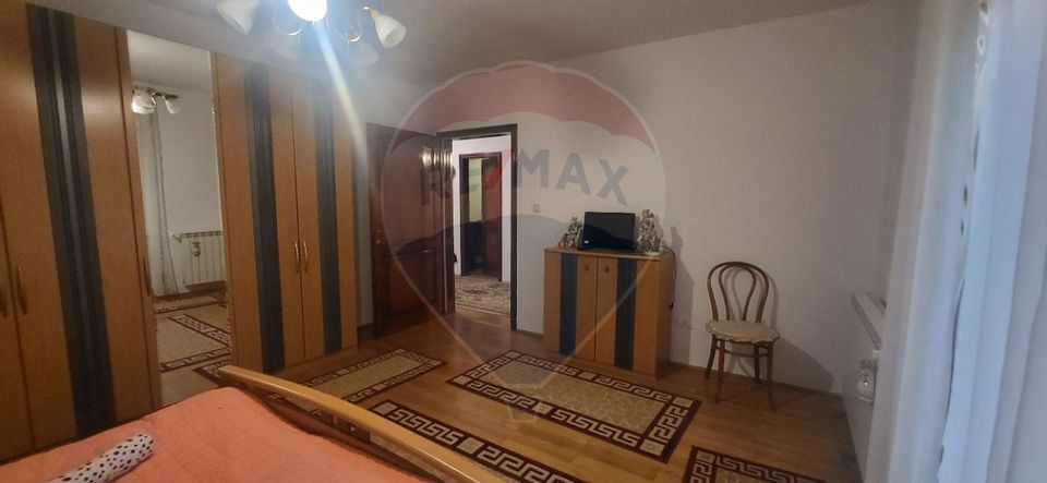 7 room House / Villa for sale, Functionarilor area