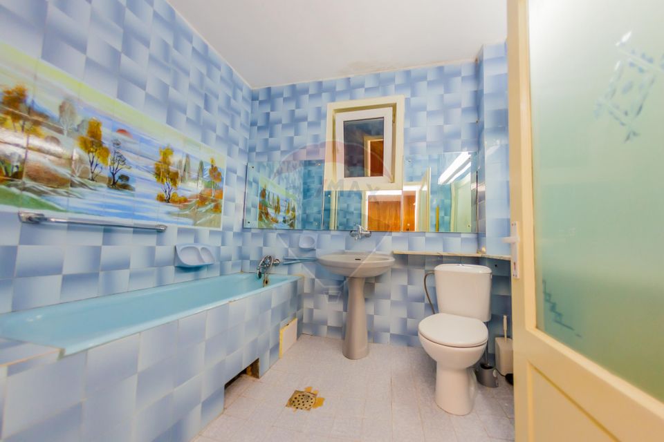 Casă de închiriat lângă parc – potrivită pentru centru / birouri