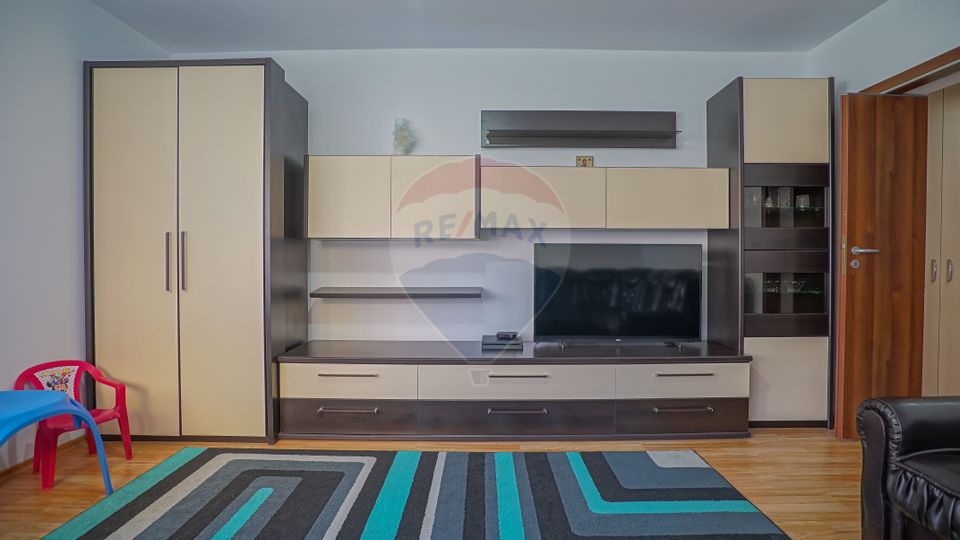 REZERVAT! Apartament 2 camere, decomandat!