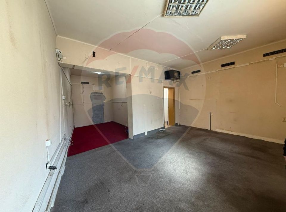 48sq.m Commercial Space for rent, Terezian area