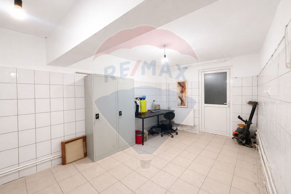 117.12sq.m Commercial Space for sale, Tomis II area