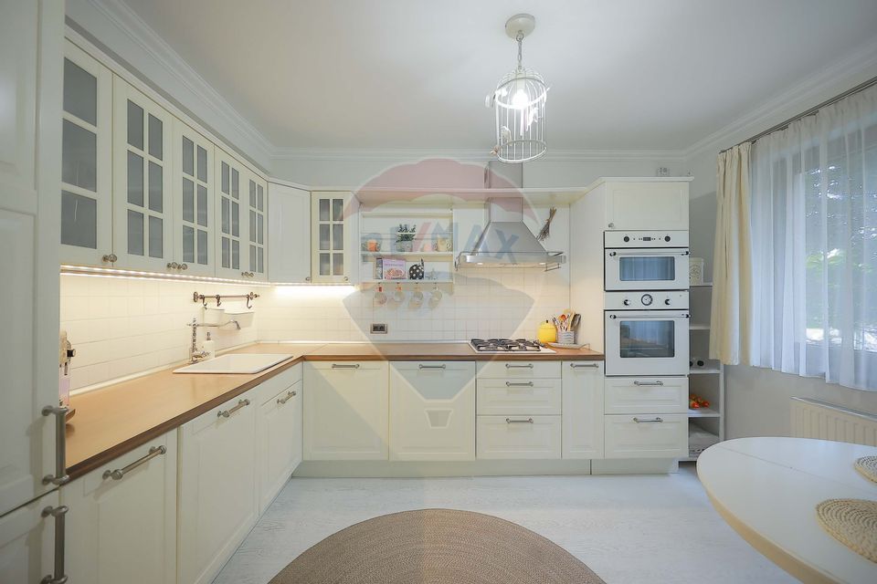 Casă de vânzare cu 3 dormitoare, cartier Europa, Oradea