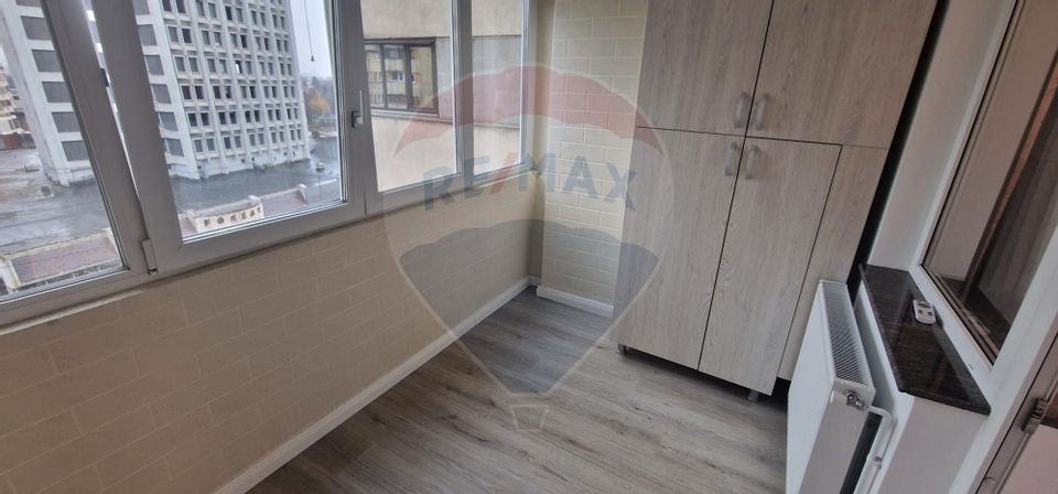 Apartament cu 2 camere. strada Mihai Viteazu, nr. 1