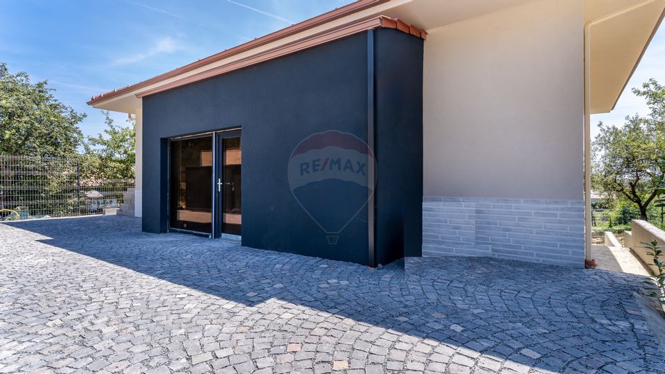 Casa individuala, 5 camere, 60mp terase, teren 750mp,comision 0