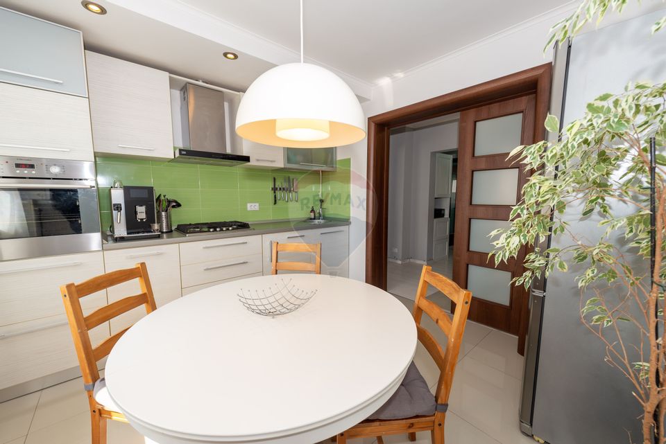 Apartament 3 camere de vanzare Timpuri Noi, Loc parcare ADP si Boxa