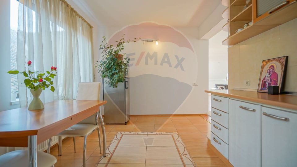 CASA CU SPATIU COMERCIAL SI PARCARE | PIATA UNIRII 12BIS BRASOV SCHEI