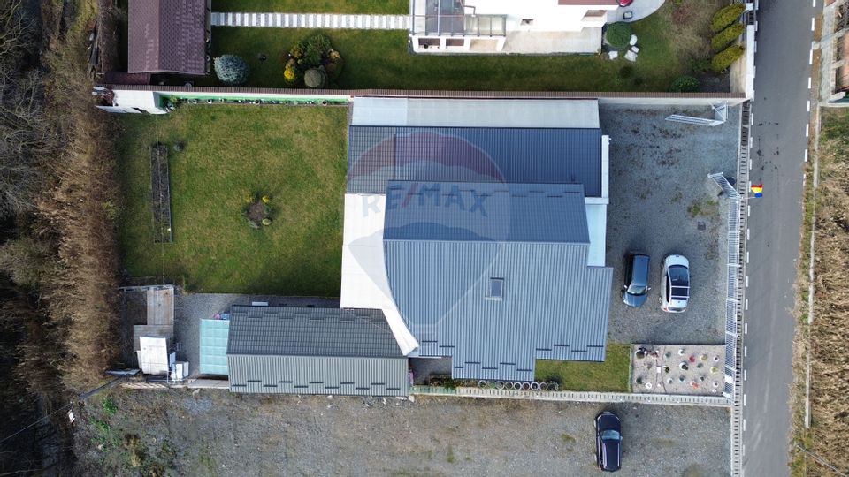 Casa / Vila cu 7 camere de vanzare in Chinteni