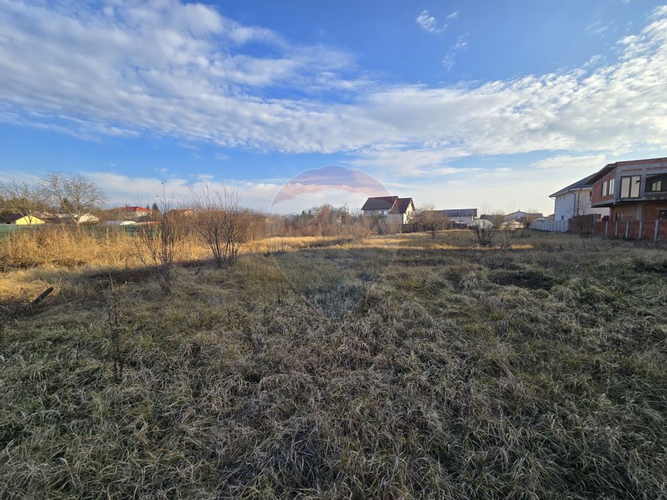 Central Corbeanca, generous land, parceled, double opening