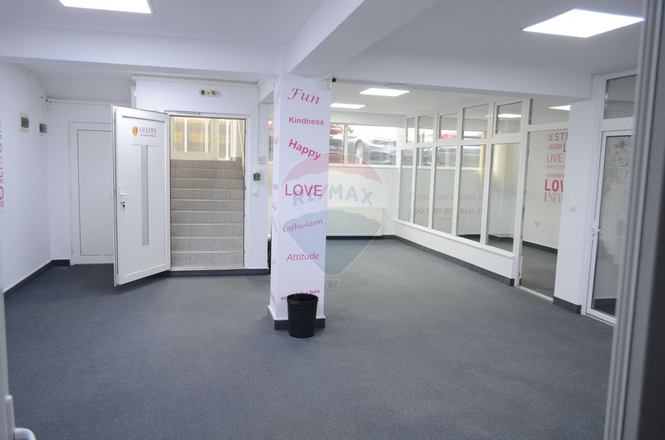 118sq.m Office Space for rent, Semicentral area