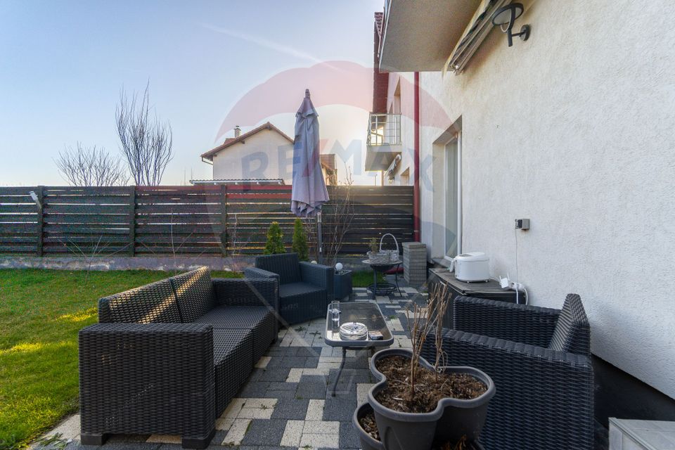 Casă / Vilă cu 4 camere de vânzare în zona Central