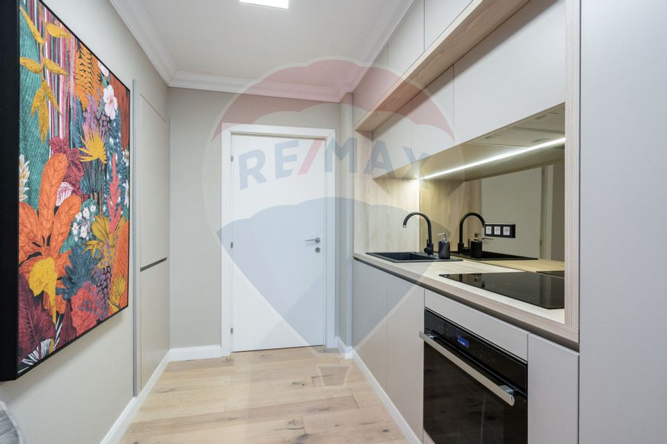 Apartament de lux 4 camere P-ta Victoriei zona Capitale