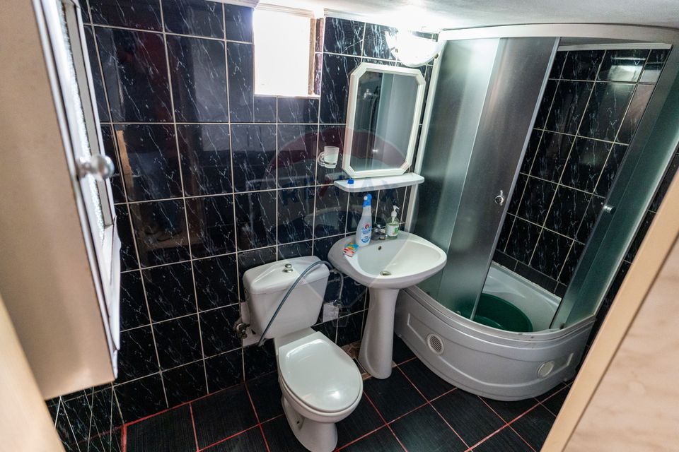 4 room House / Villa for sale