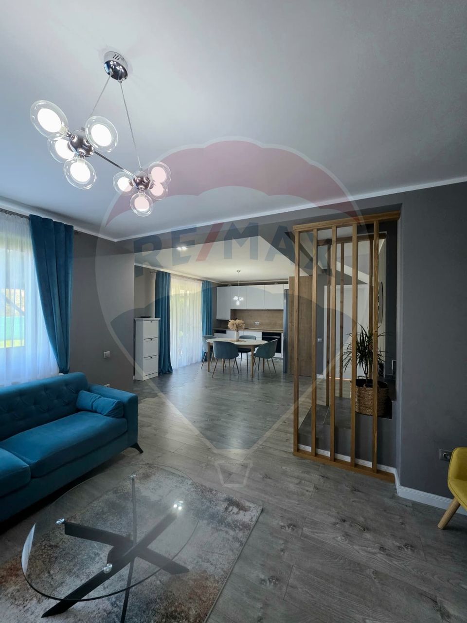 Casa noua Strada Aviatorilor Medias