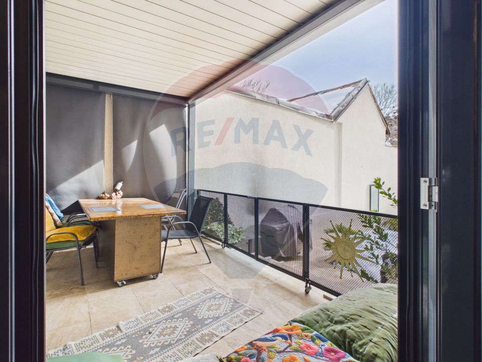 5 room Apartment for sale, Magheru area