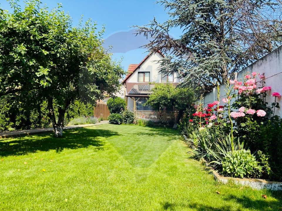 5 room House / Villa for sale, Calea Poplacii area